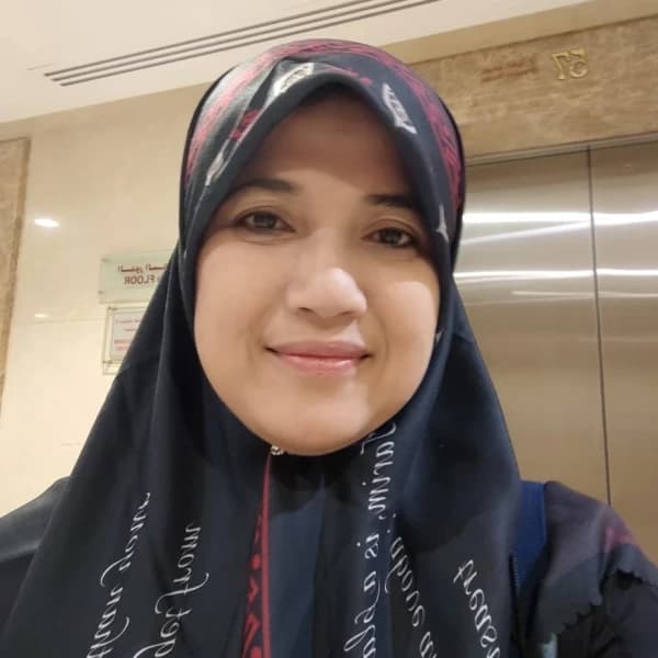 Tutik Nurul Janah