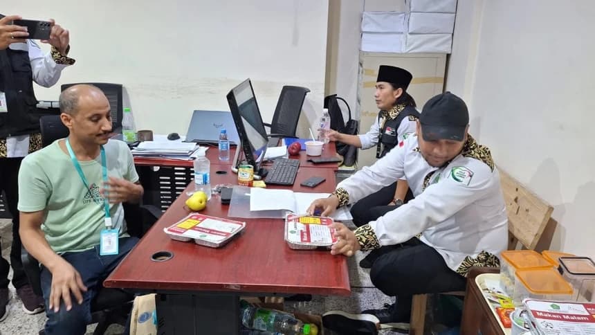 Jamaah Haji Indonesia Makan Buah Setiap Hari dari Layanan Konsumsi di Tanah Suci