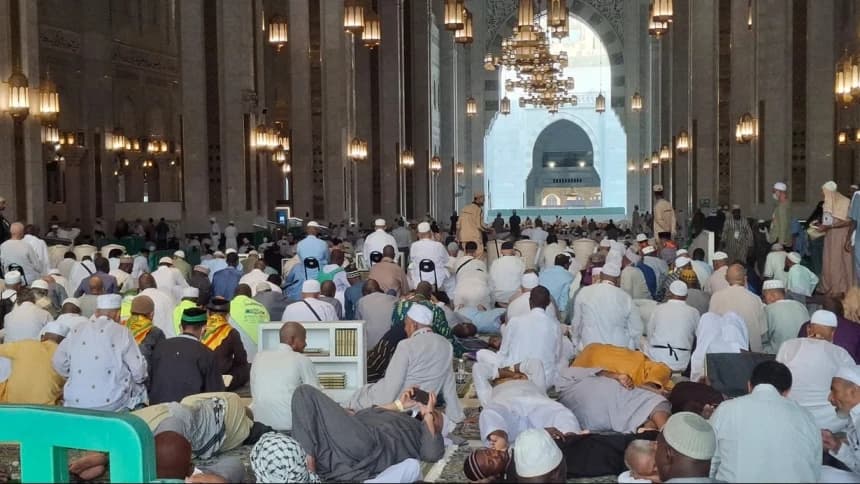 Keberangkatan Jamaah Haji Murur Didorong Lebih Awal Sebelum Kemacetan Bus di Jalur Muzdalifah-Mina