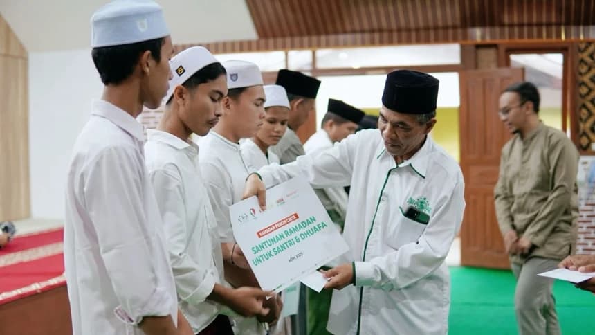 LAZISNU Laporkan Penyaluran Bantuan untuk Santri Yatim Dhuafa dan Guru Ngaji pada Ramadhan 1446 H