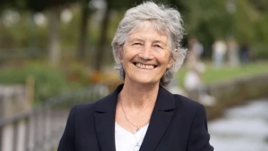 Kandidat Independen Pro-Palestina Connolly Menang Telak dalam Pemilihan Presiden Irlandia