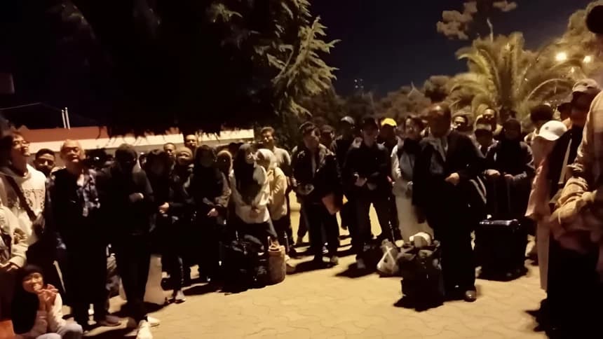 Proses Evakuasi WNI dari Iran Kembali ke Tanah Air