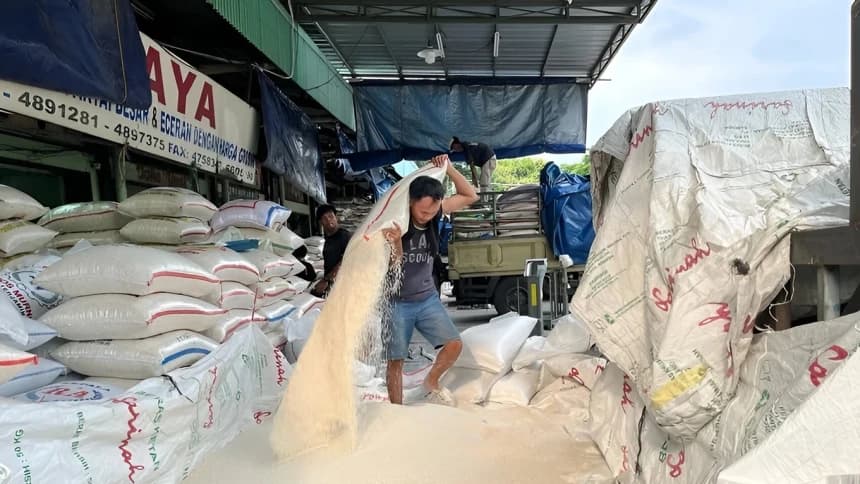 Menteri Pertanian Ungkap Skandal Beras Oplosan: Potensi Kerugian Capai Rp99 Triliun Setahun