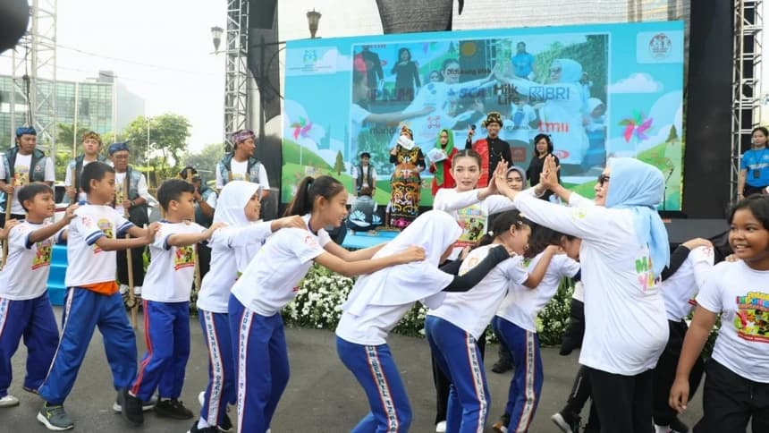 Kurangi Ketergantungan Gadget, Menteri PPPA Ajak Anak Hidupkan Permainan Tradisional