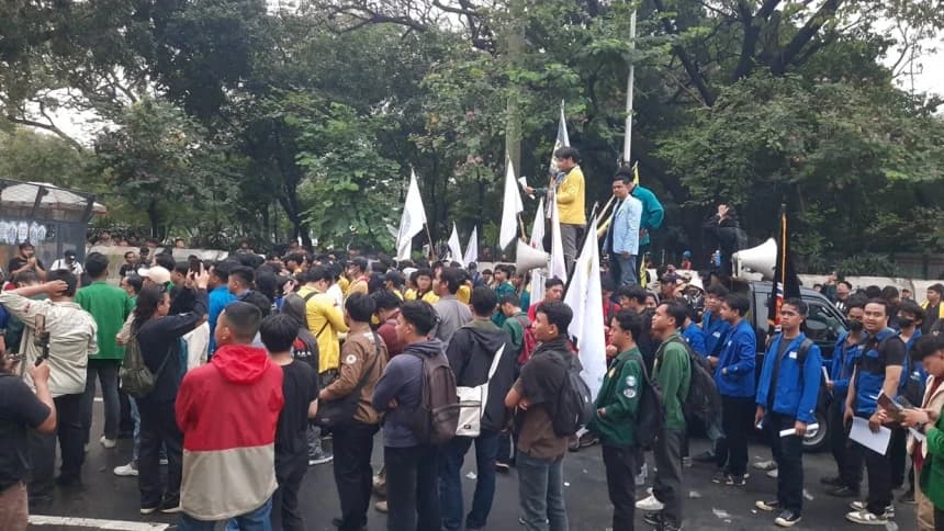 Mahasiswa Gelar Aksi Indonesia Cemas, Menyoal Politisasi Sejarah hingga RUU Perampasan Aset