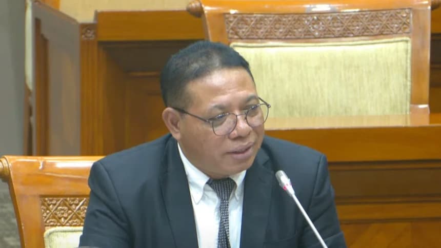 Komisi III DPR Setujui Inosentius Samsul Jadi Hakim MK Gantikan Arief Hidayat