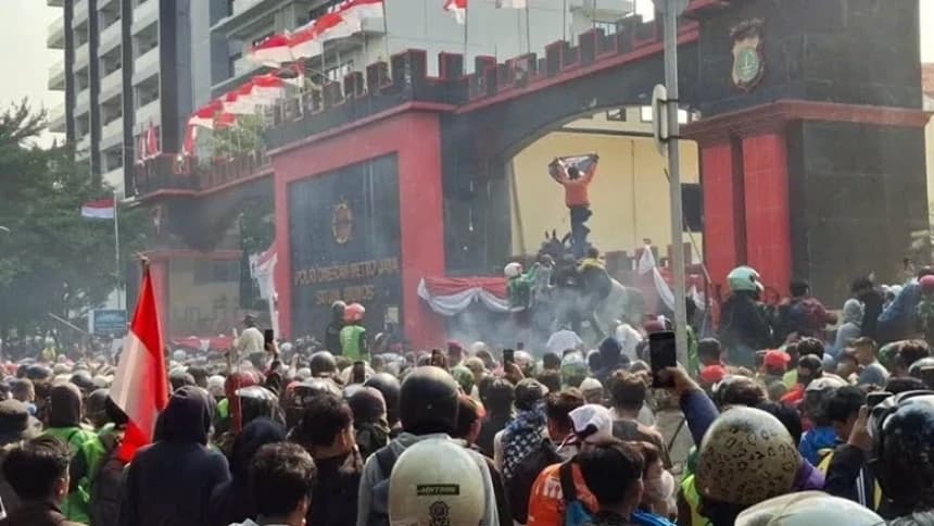 Instruksi Kapolri soal Tembak di Tempat Dinilai Berbahaya, Negara Harus Lakukan Evaluasi