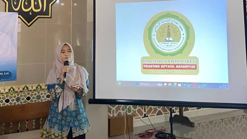 Kisah Gen Z Jadi Penyuluh Agama, Membina Ibu-Ibu melalui Dakwah di Majelis Taklim