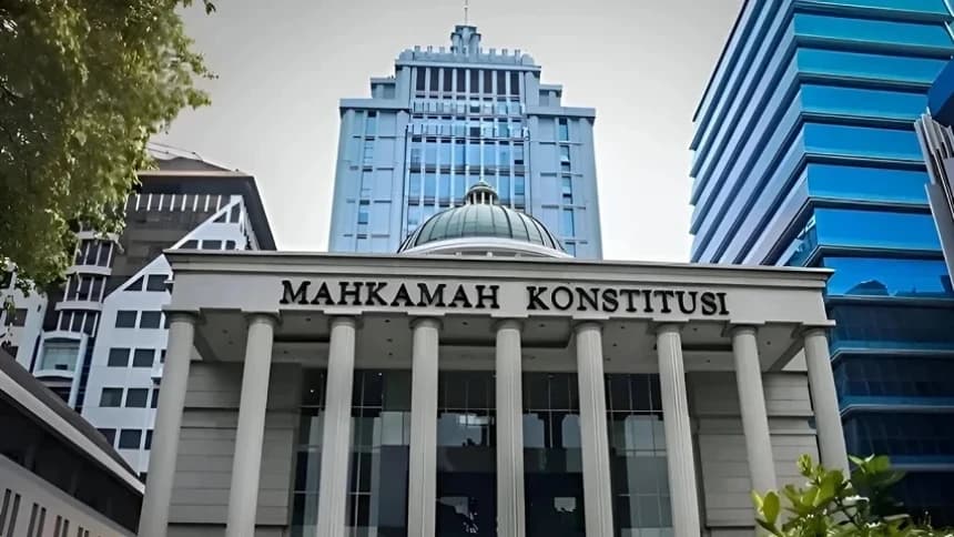MK Larang Anggota Polri Duduki Jabatan Sipil