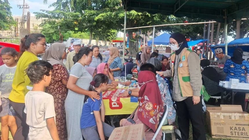 LPBI dan LK PWNU Sumut Gelar Pemeriksaan Kesehatan bagi Warga Terdampak Bencana Banjir