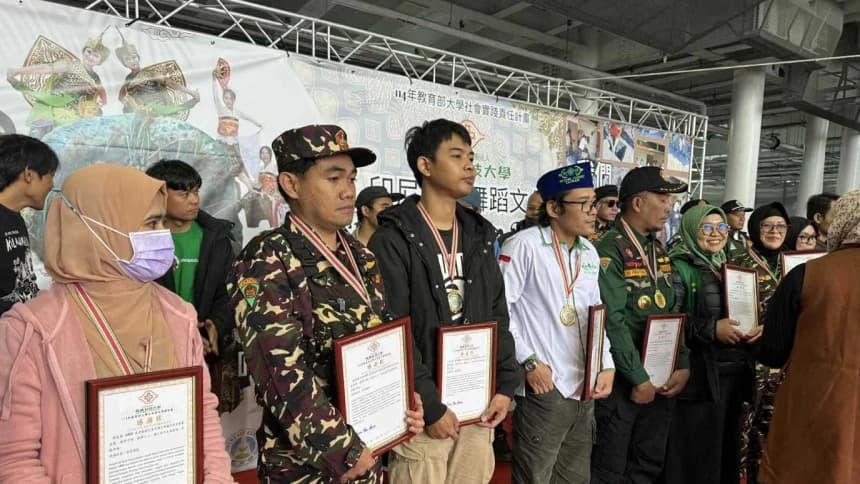 Pererat Diplomasi Rakyat, Relawan PCINU Taiwan Terima Penghargaan Kemanusiaan