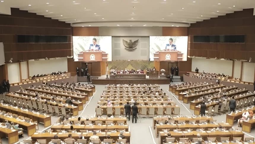 Kinerja DPR Sepanjang 2025: Legislasi Minim Transparansi, Fungsi Pengawasan Lemah