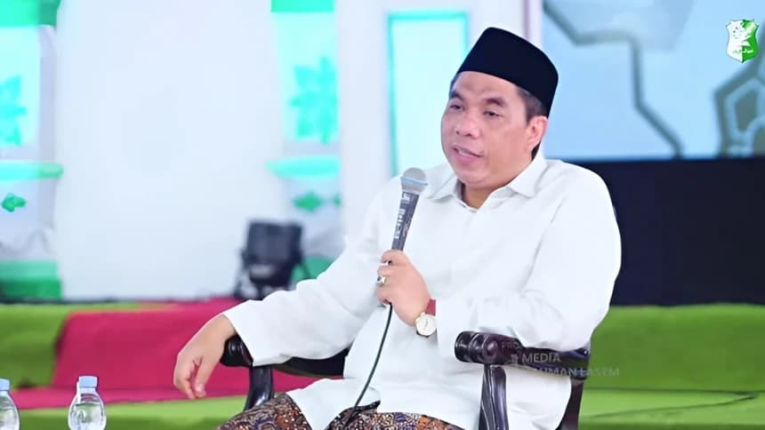 KH Zulfa Mustofa Dorong Santri Aktif Berorganisasi setelah Lulus dari Pesantren
