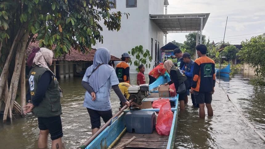Banjir di Pati Belum Surut, Warga Butuh Tenaga Relawan dan Bantuan Logistik