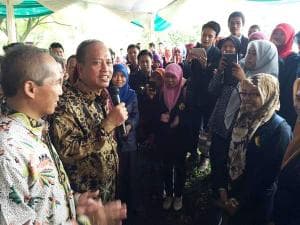 Menristek-Dikti: PTN dan PTS Punya Kedudukan Sama