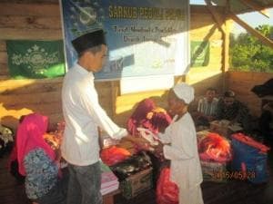 Komunitas Sarkub Salurkan Sumbangan di Papua