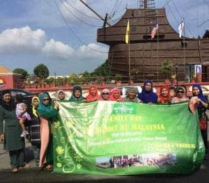 Liburan Sekolah, Muslimat NU Malaysia Ziarahi Makam Ulama Melaka