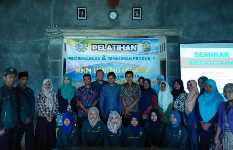 Mahasiswa Unisnu Latih Pelaku Usaha Kembangkan Bisnis