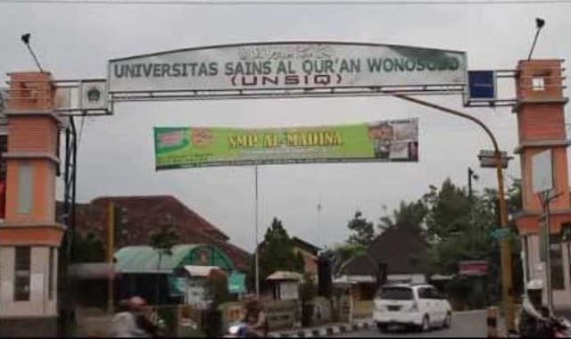 Kisah Guru Asal Kairo Dapat Berkah Mengajar di Pesantren