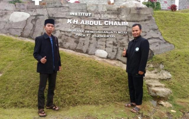 Taman Institut KH Abdul Chalim, Tempat Foto Favorit Peserta Kongres Pergunu