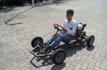 Siswa SMK Nuris Berhasil Membuat Mobil Gokart