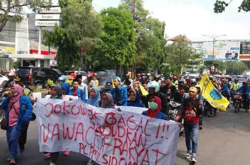 PMII Sidoarjo Minta Pemerintah Stabilkan Harga Sembako