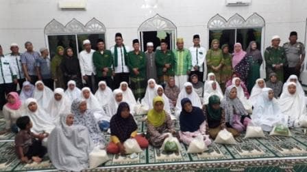 Lewat Gerakan Sedekah dan Dakwah, PWNU Sumut Bagikan Beras ke Kaum Dhuafa