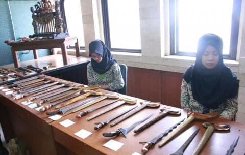 Silaturahim Kebudayaan, Lesbumi Pamerkan 99 Keris