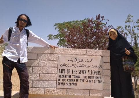 Akhirnya Hakam dan Rofingah Sampai di Goa Ashabul Kahfi