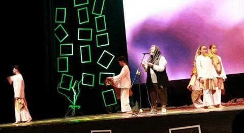 Malam Pembacaan Puisi, Inayah Wahid: Saya Bahagia