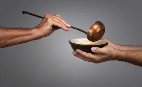 Pepatah Bijak Orang Madura tentang Kedermawanan