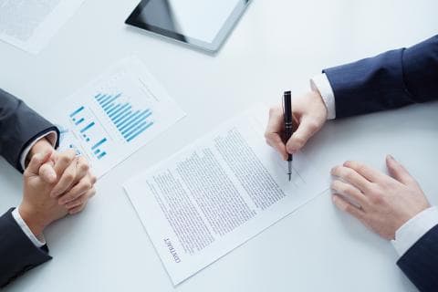 Bolehkah Mengasuransikan Harta dan Jiwa?