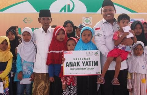 LAZISNU Gelar Khitan Massal pada Haul Pendiri Pesantren Gedongan