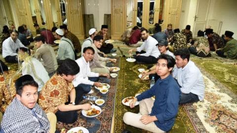 Suhu Panas dan Panjangnya Waktu Puasa di Lebanon