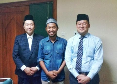 Meskipun Susah, Mualaf Korea Ini Komitmen Berhenti Makan Babi