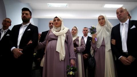 Terbesar di Eropa, 60 Pasangan Muslim Bosnia Nikah Massal