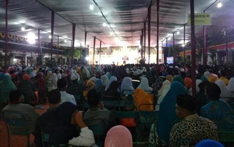 Kisah Syekh Ahmad Shonhaji Membuang Kitab Jurumiyah