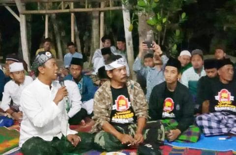 Menjaga Ketersambungan dengan Kiai Harga Mati Bagi Santri