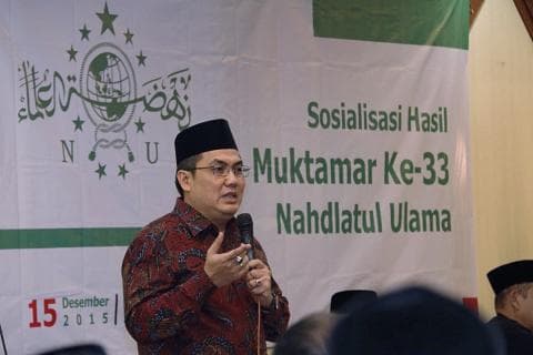 Kalimat Tauhid Dimuliakan Melalui Zikir bukan Bendera