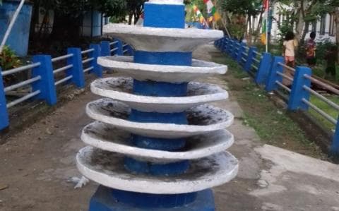 Monumen Tumpukan Enam Piring, Simbol Toleransi di Raja Ampat