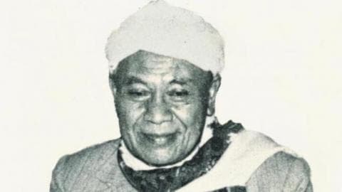 Riwayat Hidup dan Perjuangan Ajengan KH Anwar Musaddad