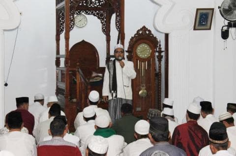 Hukum Pengumuman sebelum Khutbah Jumat