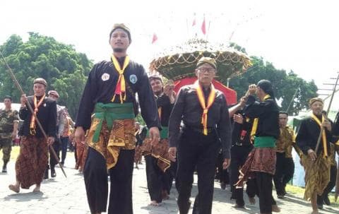 Jabal Ahad Pagar Nusa Ikut Kawal Prosesi Garebeg Syawal di Solo