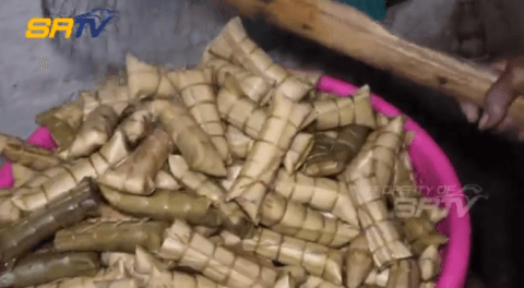Berkah Lebaran Ketupat, Warga Jombang Produksi 8 Ribu Ketupat Sehari