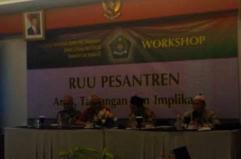 Komisi VIII DPR Targetkan RUU Pesantren Rampung September 2019
