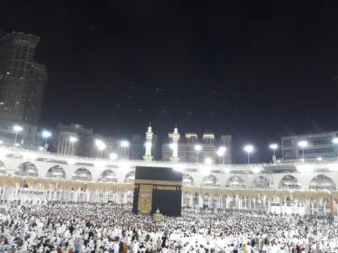 Raja Salman Undang 1.000 Keluarga Syuhada Palestina untuk Haji