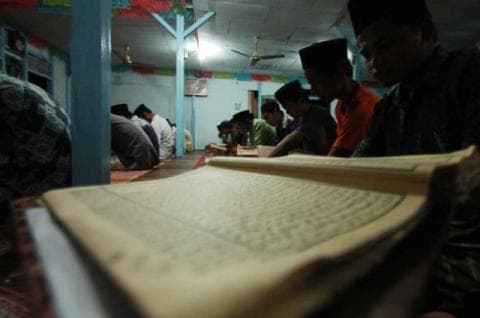 Rahasia Kesuksesan Para Kiai dalam Mendidik