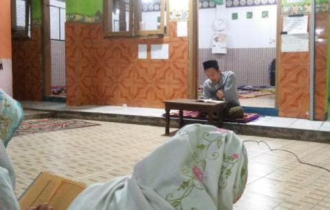 Tulisan di Pintu Surga tentang Orang yang Sombong