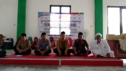 Meski Jadi Orang Sukses, Alumni Hendaknya Tetap Ingat Pesantren