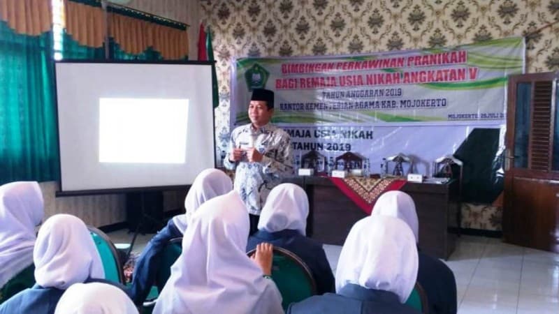 Pelajar Dibimbing Tekan Angka Pernikahan Dini dan Perceraian 